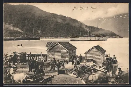 AK Loen /Nordfjord, Aussicht auf dem Fjord mit deutschem Passagierschiff Meteor, Urlauber an der Landungsstelle