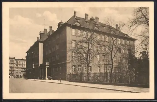 AK Berlin-Schöneberg, Staatl. Augusta-Schule, Südansicht, Elssholzstrasse 34-37