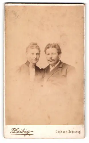 Fotografie Zeibig, Dresden-Striesen, Strasse J 39, Paul und Alma Winter im Porträt