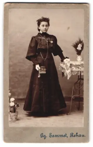 Fotografie Gg. Sammet, Rehau, Christiane als junges Mädchen