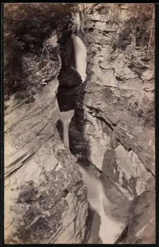 Fotografie unbekannter Fotograf, Ansicht Leukerbad, Blick in die Dalaschlucht