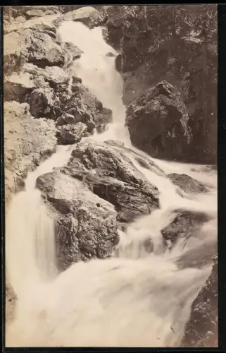 Fotografie unbekannter Fotograf, Ansicht Pontresina, Cascada de Bernanina, Wasserfall