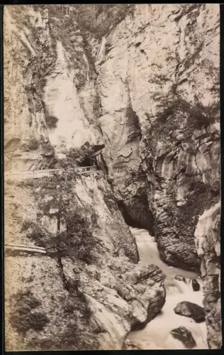 Fotografie unbekannter Fotograf, Ansicht Bad Pfäfers, Blick in die Taminaschlucht