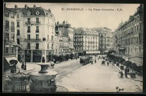AK Grenoble, La Place Grenteet, Strassenbahn