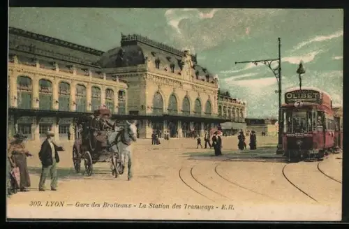 AK Lyon, Gare de Brotteaux, La Station de Tramways, Strassenbahn