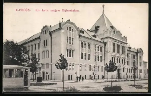AK Ujvidek, Kir. kath. magyar fögimnazium