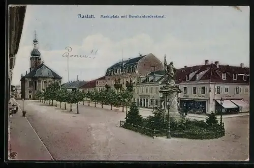 AK Rastatt, Marktplatz mit Bernhardsdenkmal