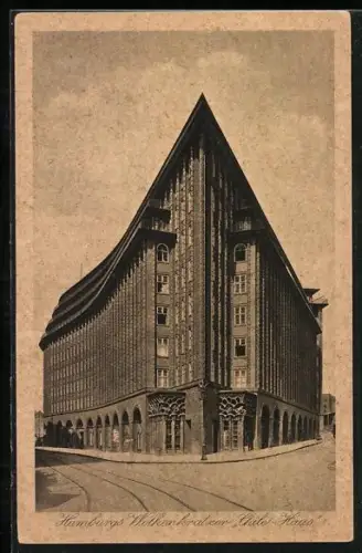 AK Hamburg Kontorhausviertel, Blick auf Wolkenkratzer Chile-Haus