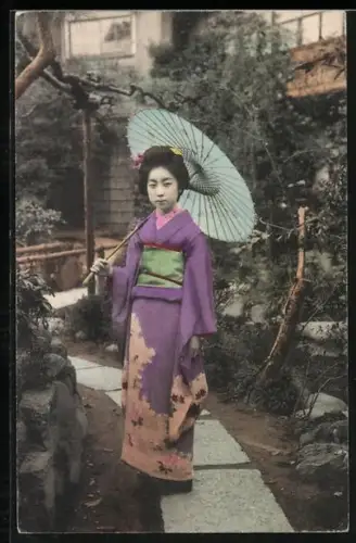 AK Japanerin im Kimono mit Schirm