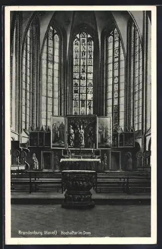 AK Brandenburg /Havel, Hochaltar im Dom