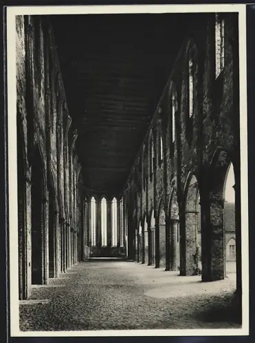 Foto-AK Deutscher Kunstverlag, Nr. 7: Chorin, Ehem. Zisterzienser-Kloster, Mittelschiff nach Osten