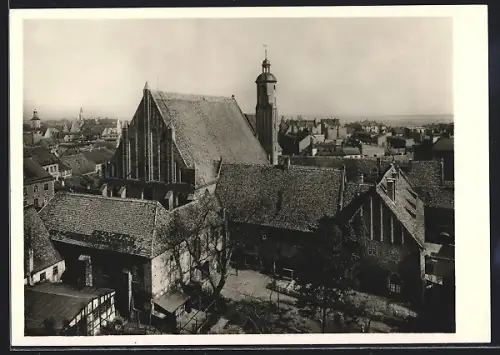 Foto-AK Deutscher Kunstverlag, Nr. 16: Brandenburg /Havel, Paulskirche mit Gebäuden des Dominikanerklosters