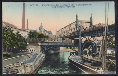 AK Berlin, Überführung der Hochbahn über Anhalter Bahn u. Landwehrkanal, mit Frachtschiff