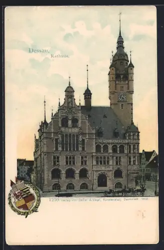 AK Dessau, Rathaus und Wappen im Lorbeerkranz