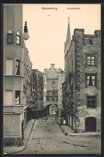 AK Wasserburg / Inn, Brückstrasse mit Stadttor
