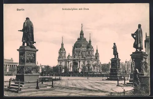 AK Berlin, Schinkelplatz mit Dom, Denkmäler