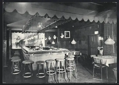 AK Köln-Neustadt, Gasthaus Black-Horse-Bar am Friesenplatz, Innenansicht