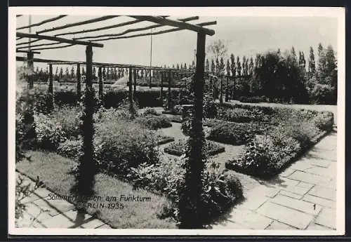 AK Berlin-Charlottenburg, Sommerblumen am Funkturm, Anlage von Späth, 1935