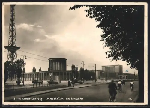 AK Berlin-Charlottenburg, Messehallen am Funkturm