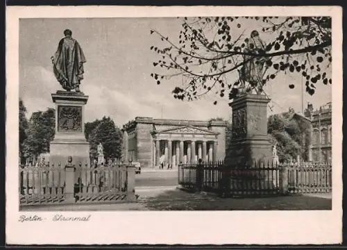 AK Berlin, Ehrenmal Unter den Linden