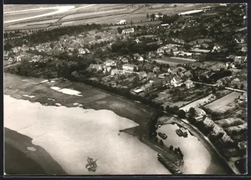 AK Stolzenau, Luftaufnahme, Weser, Ortsansicht