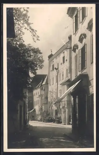AK Mauthausen a. d. Donau, Strassenpartie mit Geschäften