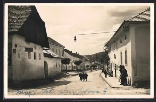 AK St. Oswald b. Freystadt, Strassenpartie mit Kindern