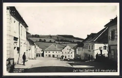 AK Zell b. Zellhof, Gasthaus u. Bäckerei v. Leopold Mayr, Hauptplatz