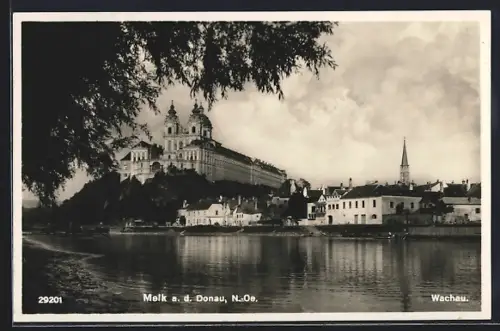 AK Melk a. d. Donau, Uferpartie mit Stift