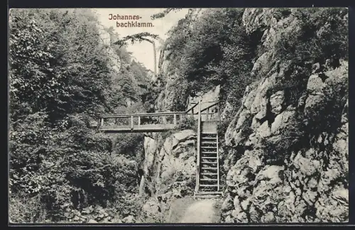 AK Würflach, Johannesbachklamm, Wanderweg mit Treppe zur Brücke