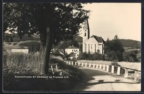 AK St. Oswald bei Freistadt, Die Kirche der Ortschaft vom Sandweg aus