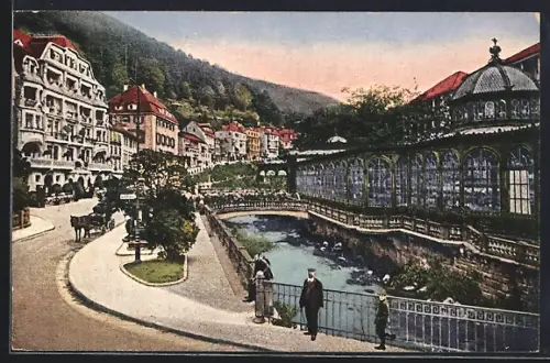 AK Wildbad / Schwarzwald, Partie an der Enz mit Trinkhalle