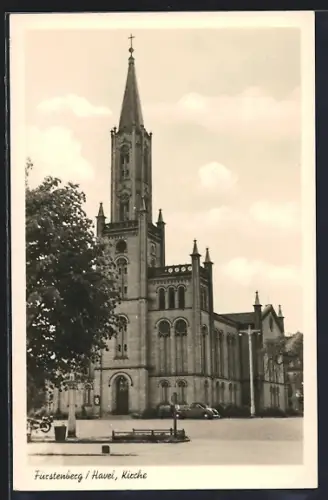 AK Fürstenberg /Havel, Kirche mit Strassenpartie