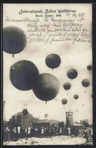 AK Berlin-Schmargendorf, Internationale Ballon Wettfahrten 1908, Zuschauer auf einer Wiese