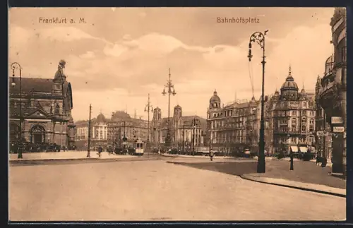 AK Frankfurt a. M., Partie am Bahnhofsplatz mit Strassenbahn