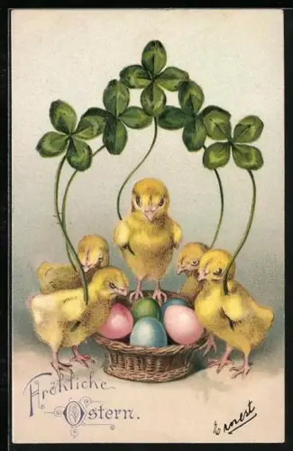 Lithographie Osterküken mit Kleeblättern stehen um einem Korb mit Ostereiern herum, Fröhliche Ostern