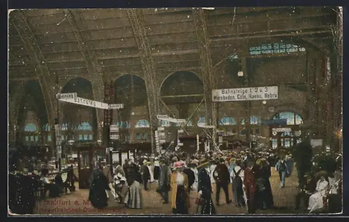 AK Frankfurt a. M., Hauptbahnhof-Querbahnsteig, Innenansicht