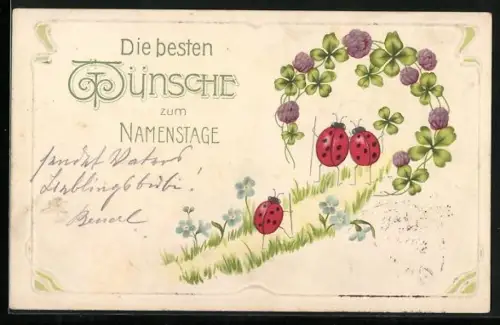 Lithographie Marienkäfer auf Wanderschaft vor einem Glücksklee-Tor, Namenstagsgruss