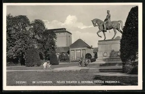 AK Dessau, Lustgarten, Neues Theater, Denkmal Herzog Friedrich I