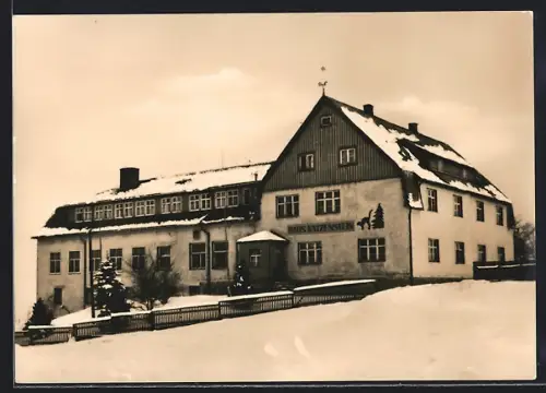 AK Pobershau /Erzgeb., Haus Katzenstein im Winter