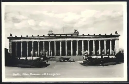 AK Berlin, Altes Museum mit Lustgarten
