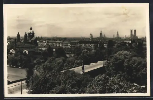 AK München, Teilansicht mit Brücke