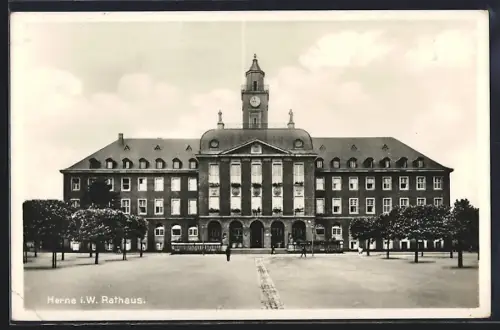 AK Herne i. W., Rathaus und Vorplatz
