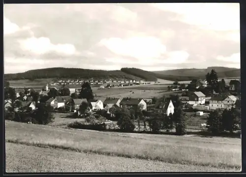 AK Oberndorf Kr. Wittgenstein, Teilansicht mit Blick zum nächsten Ort