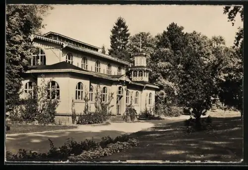 AK Mondorf-les-Bains, Le Parc et la Piscine