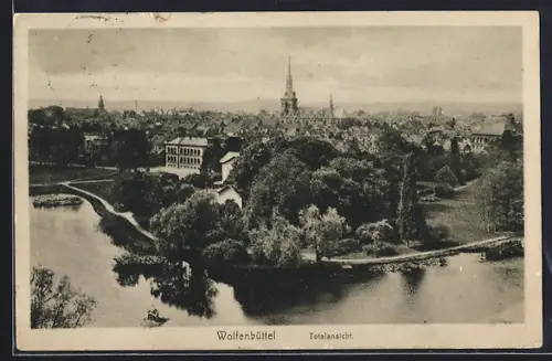 AK Wolfenbüttel, Flusspartie mit Blick zur Stadt