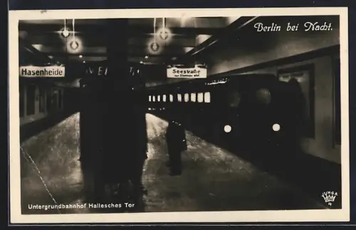 AK Berlin-Kreuzberg, U-Bahnhof Hallesches Tor bei Nacht, Innenansicht