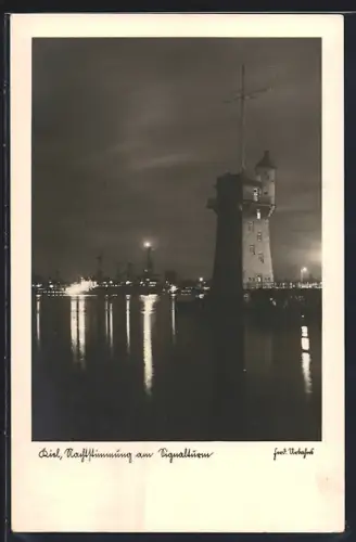 AK Kiel, Nachtstimmung am Leuchtturm