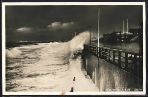 AK Westerland a. Sylt, Die Uferpromenade bei Sturm