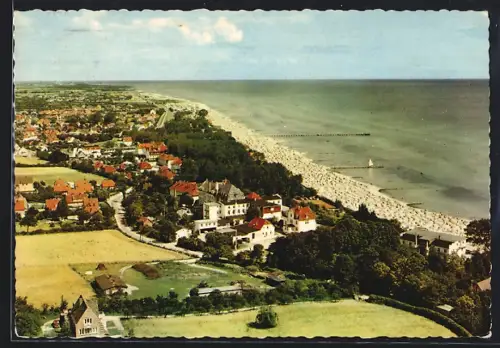 AK Grömitz, Totalansicht mit Blick aufs Meer